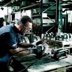 METABO Meuleuse Droite - GE 710 Plus - 600616000 -Meuleuse Ponceuse Soldes metabo meuleuse droite ge 710 plus 600616000 3